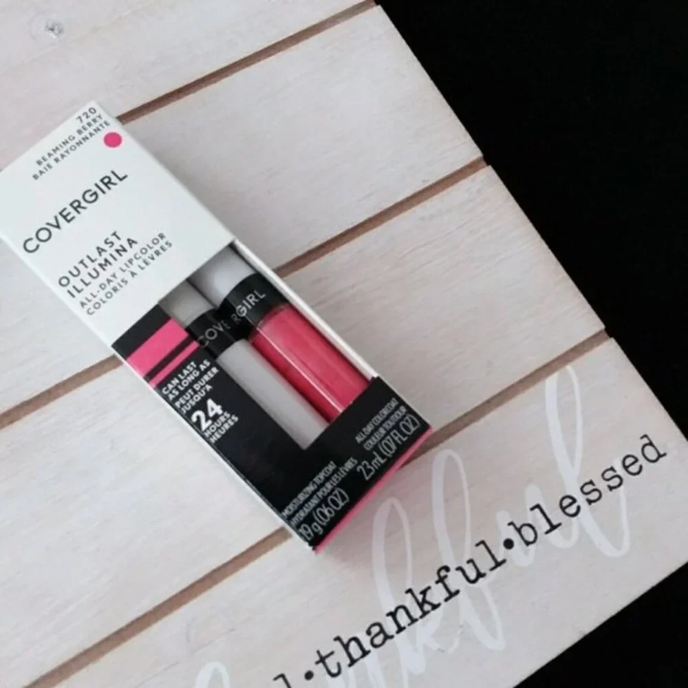Covergirl Beaming Berry All-way Lip Color No. 720